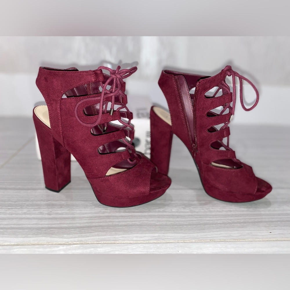 Bar III heels/sandals, size 9.5, never worn new